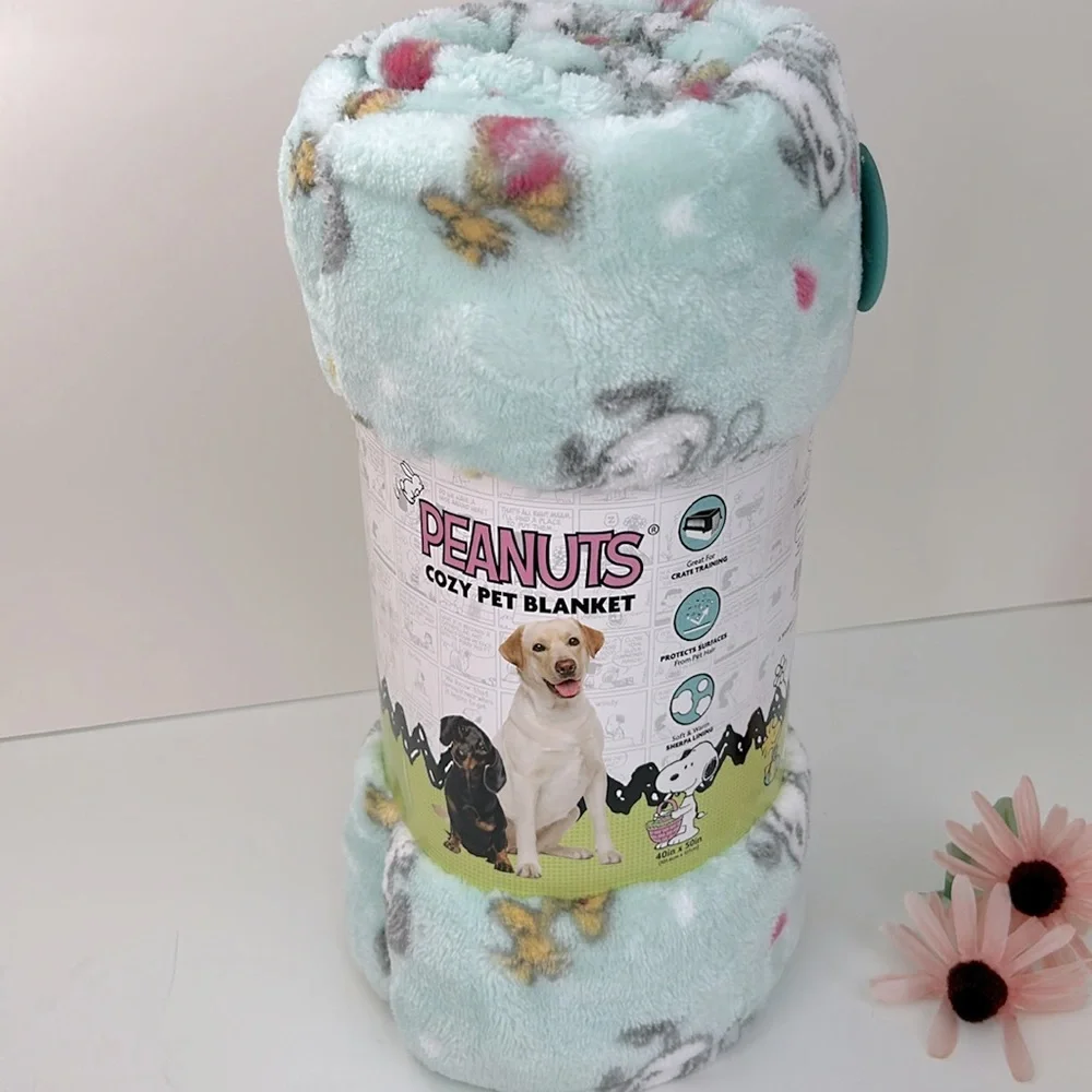 Peanuts Snoopy Pet Blanket 40”x50” soft and cozy cute Easter design NWT!